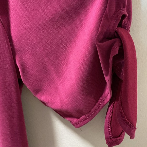 Fuchsia blouse - Picture 2 of 6